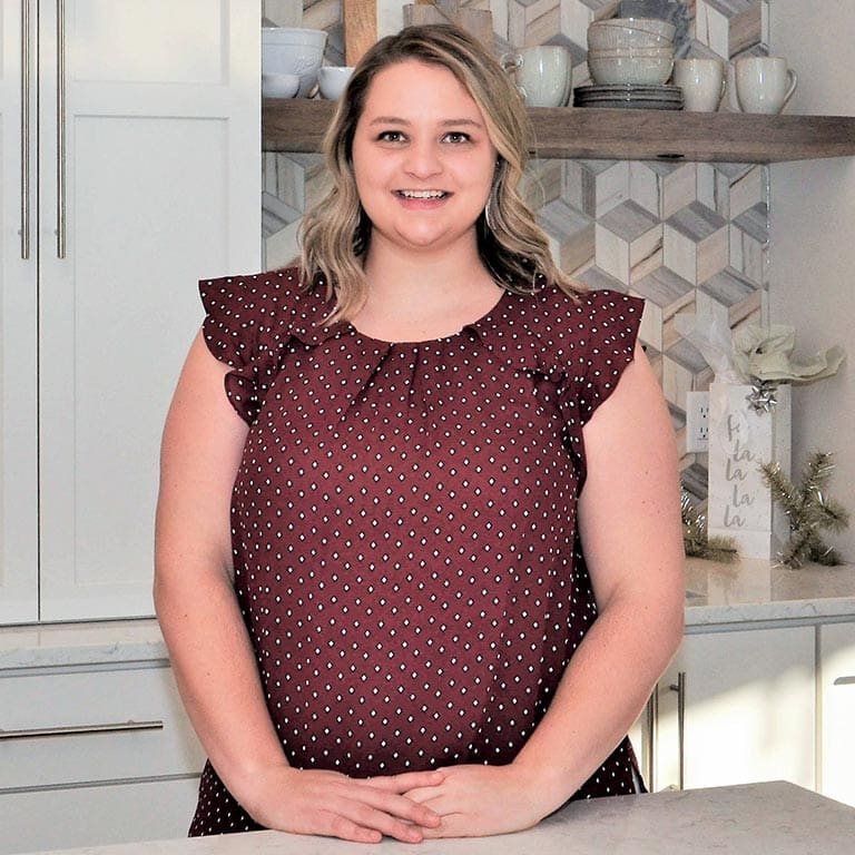 Haley Gibbon headshot