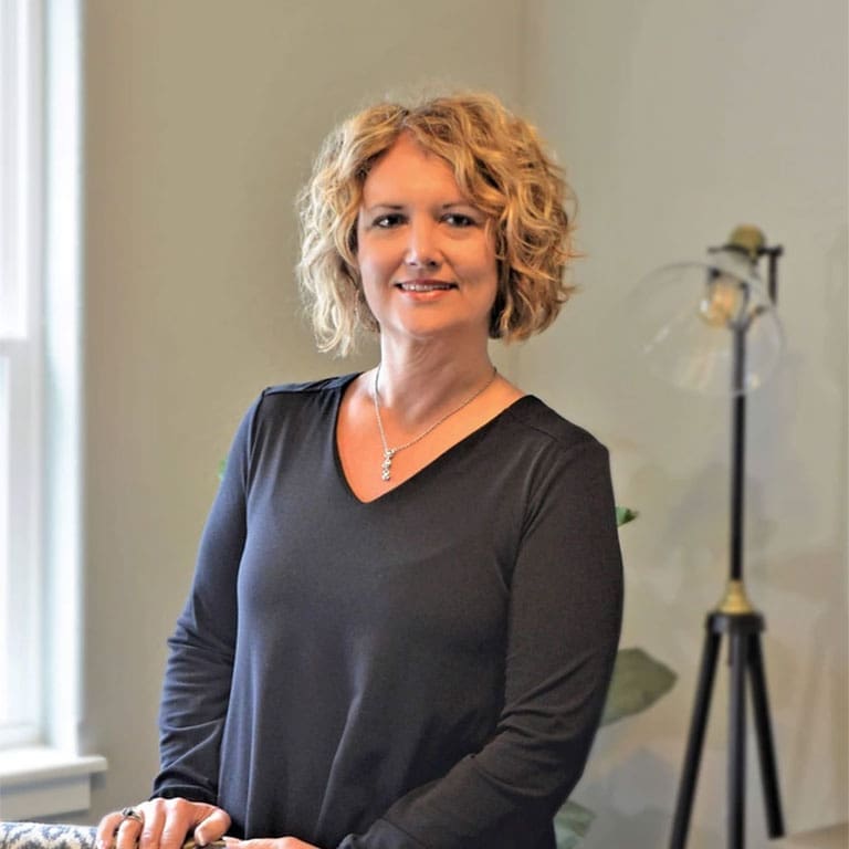 Kristin Schwenke headshot